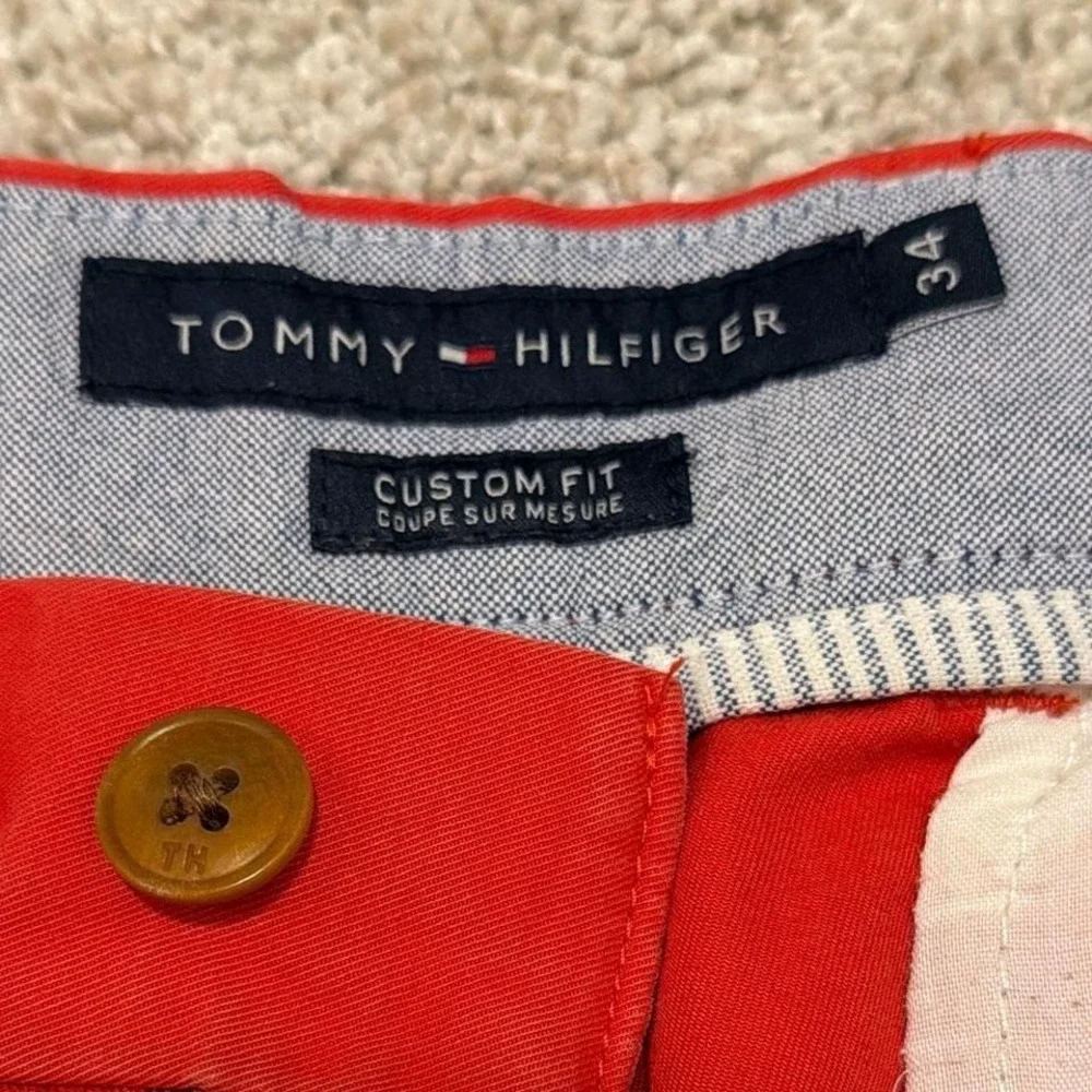Vintage Tommy Hilfiger Custom Fit Shorts | Red |‎ 34